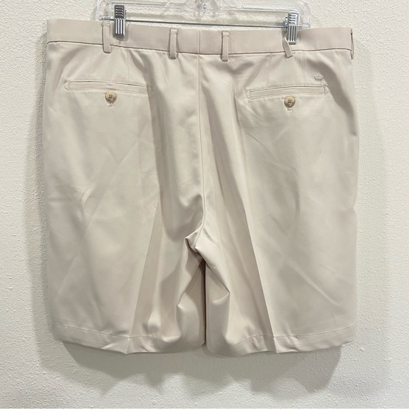 Peter Millar Shorts Adult 40 Beige Wicking Chino Golf Pockets Logo Mens - Picture 6 of 6